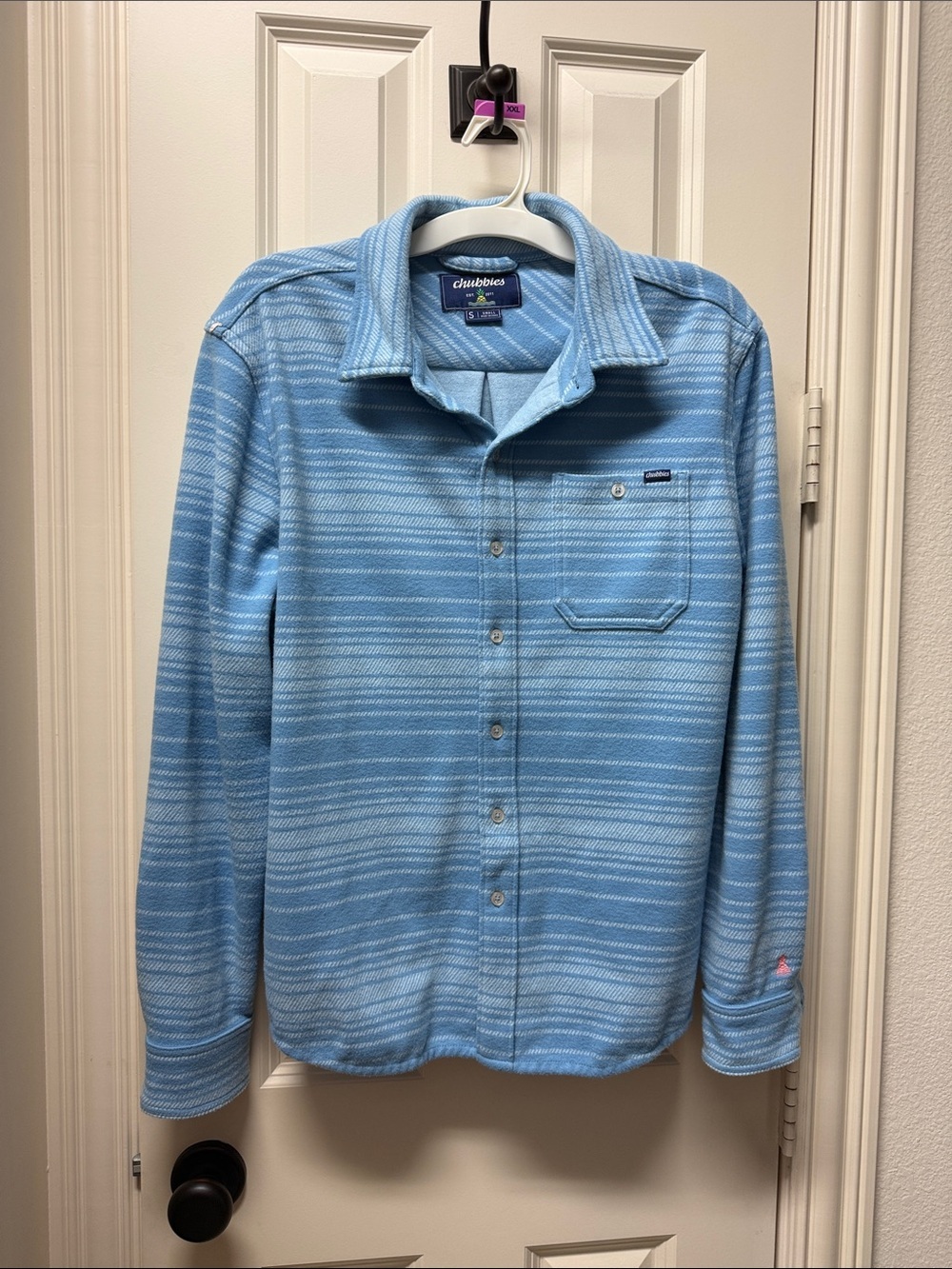 Men's chubbies Light Blue Striped Button-Down Shirt size small